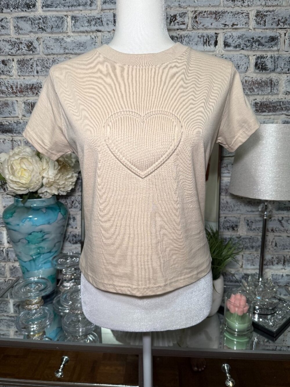 NWOT Coquette Minimalist PLT Heart Embossed Fitted T-Shirt Khaki Size L